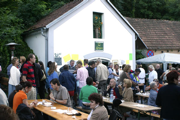 Kellergasslfest 2006 016